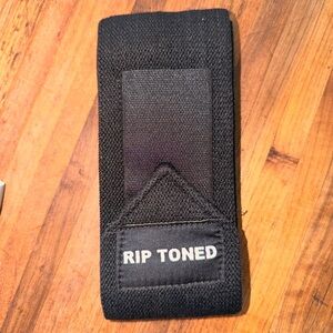 NEW Rip Toned Wrist Wraps
